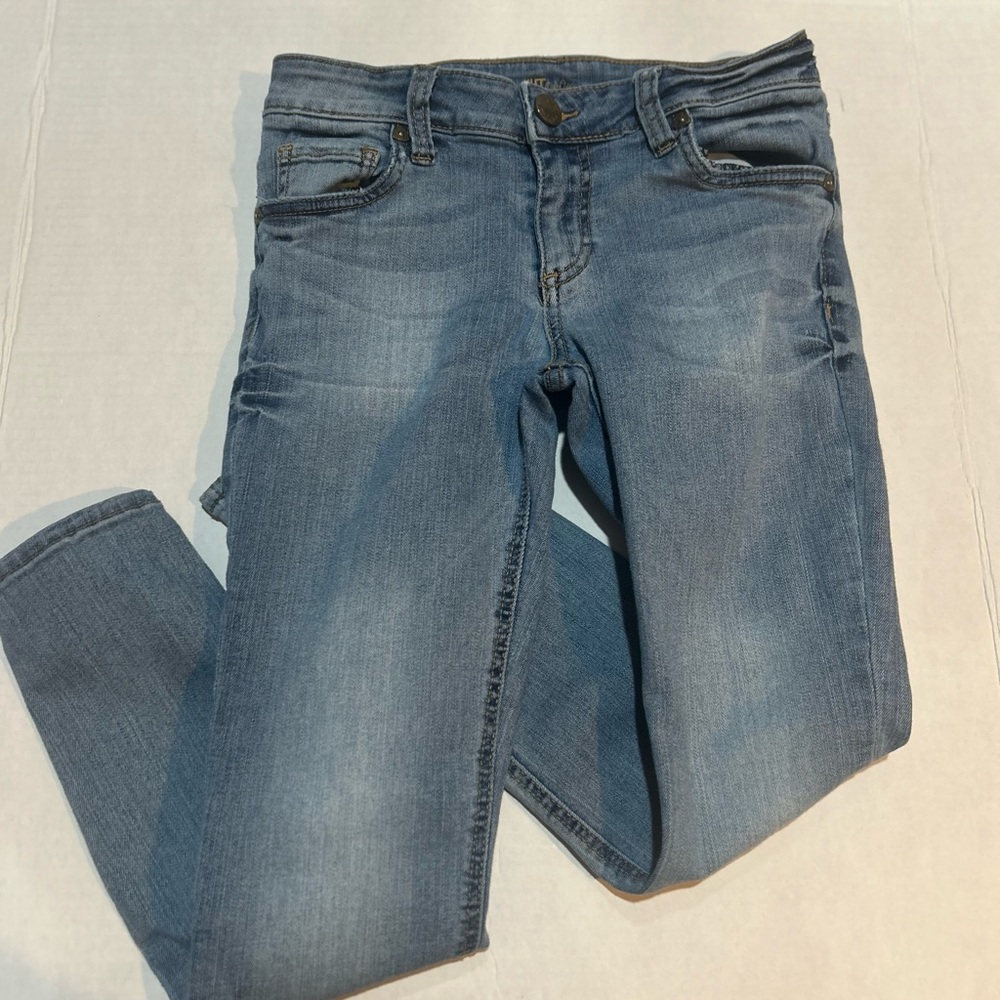 KUT From The KLOTH Jeans Women's Size 2P Stretch‎ Light Wash Toothpick Skinny